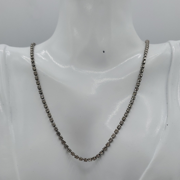 GLAMOR crystal estate Glittering Necklace 16 Inches N3637